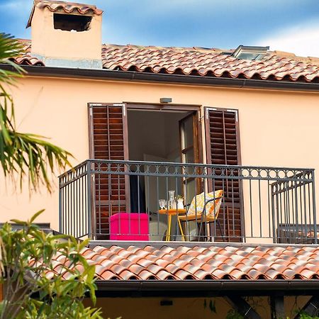Kornić Holiday Home Kuca Na Moru מראה חיצוני תמונה